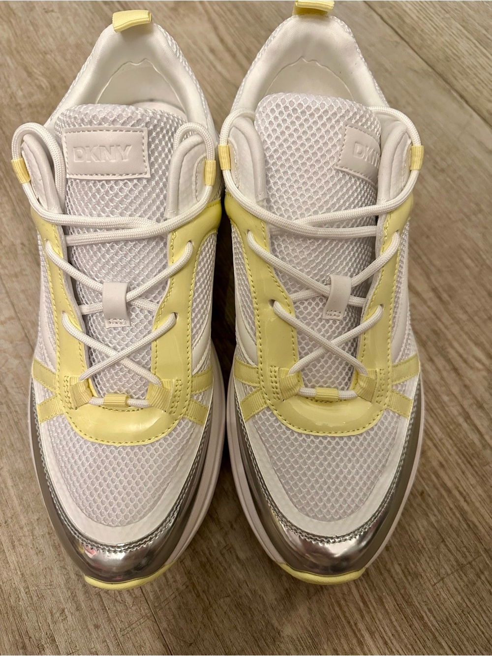 DKNY sneakers US 10